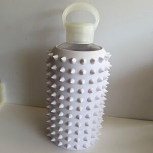 bkr Spiked White Silicone Glass Water Bottle 1L 32oz Reusable Eco Friendly